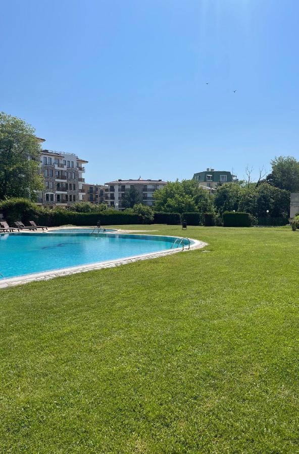 Sea Garden Beach Studio Saints Constantine and Helena Exterior photo